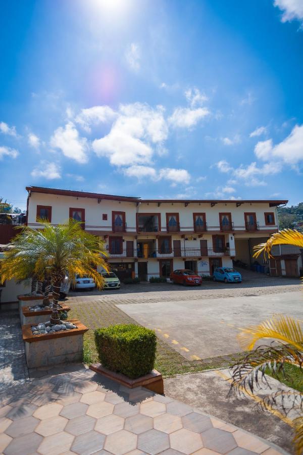 Hotel & Suites Posada Molina Cuetzalán del Progreso エクステリア 写真