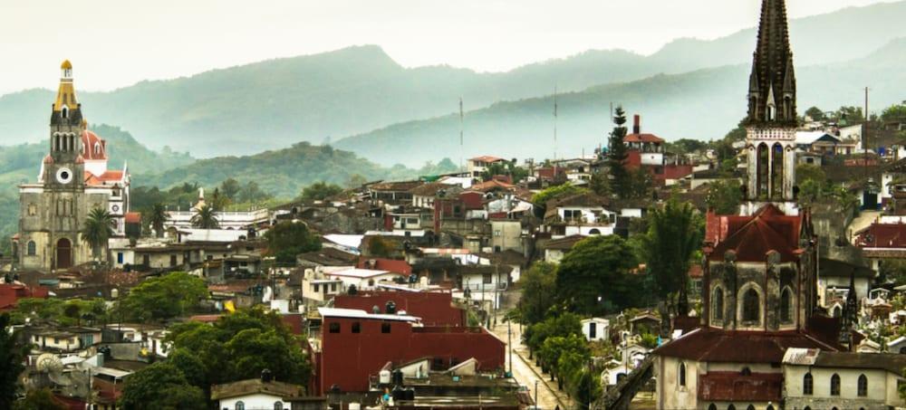 Hotel & Suites Posada Molina Cuetzalán del Progreso エクステリア 写真